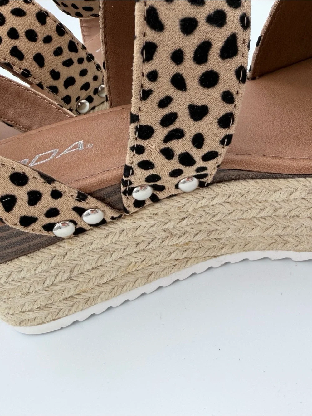 Cheetah Espadrille Flatform Sandal Ankle Strap Platform Wedge Soda Size 6 Beach